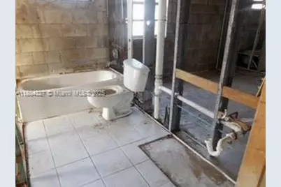 28520 SW 142nd Ave, Homestead, FL 33033 - Photo 9