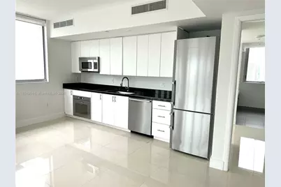 92 SW 3rd St #1605, Miami, FL 33130 - Photo 3