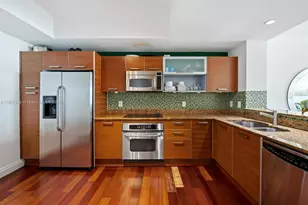 3330 NE 190th St, Aventura, FL 33180 - Photo 9