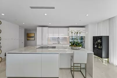 10201 Collins Ave #511, Bal Harbour, FL 33154 - Photo 7