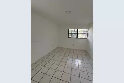 927 NE 199th St #102, Miami, FL 33179 - Photo 13