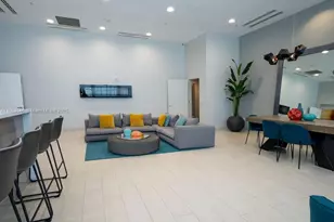 665 NE 25th St, Miami, FL 33137 - Photo 23