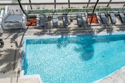 665 NE 25th St #405, Miami, FL 33137 - Photo 17