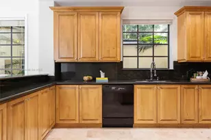 7250 Erwin Rd, Coral Gables, FL 33143 - Photo 13