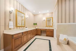 7250 Erwin Rd, Coral Gables, FL 33143 - Photo 19