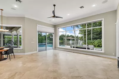 10291 Sweet Bay St, Plantation, FL 33324 - Photo 7