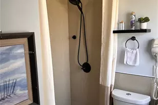 818 Lake McGregor Dr, Fort Myers, FL 33919 - Photo 17