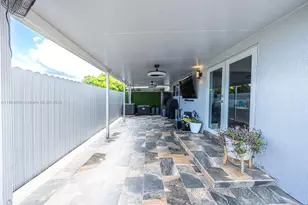 6950 NW 168th St, Hialeah, FL 33015 - Photo 9