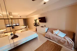 1010 Brickell Ave, Miami, FL 33131 - Photo 9