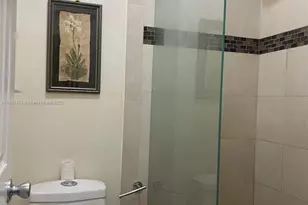 9195 Fontainebleau Blvd, Miami, FL 33172 - Photo 9