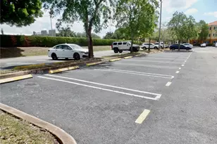 7330 NW 114th Ave, Doral, FL 33178 - Photo 27