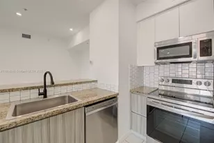 7330 NW 114th Ave, Doral, FL 33178 - Photo 3