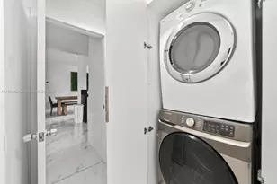 1631 N 29th Ct, Hollywood, FL 33020 - Photo 39