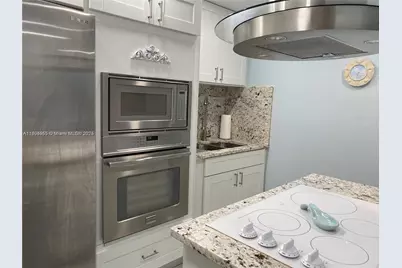 1967 S Ocean Blvd #207, Lauderdale by the Sea, FL 33062 - Photo 3