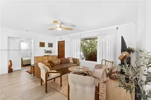 4461 NE 15th Ave, Oakland Park, FL 33334 - Photo 9