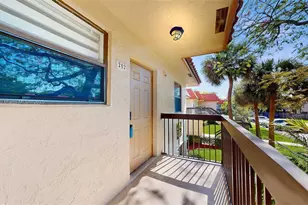 15805 W Waterside Cir, Sunrise, FL 33326 - Photo 3