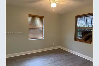 18761 SW 318th Ter, Homestead, FL 33030 - Photo 3