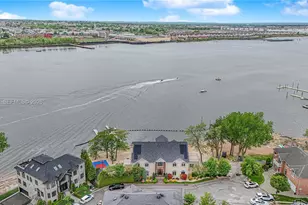 30 Aviva Ct, New York, NY 10307 - Photo 5