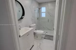 900 SW 31st, Fort Lauderdale, FL 33315 - Photo 9