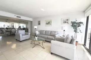 1000 W Island Blvd, Aventura, FL 33160 - Photo 7