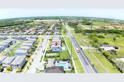 715 SE 17th Ave, Homestead, FL 33033 - Photo 3