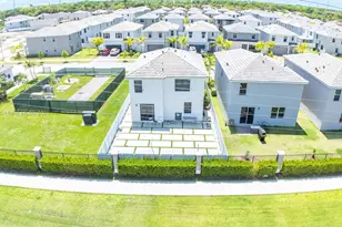 715 SE 17th Ave, Homestead, FL 33033 - Photo 5