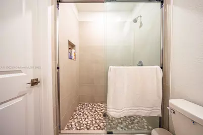 715 SE 17th Ave #0, Homestead, FL 33033 - Photo 33