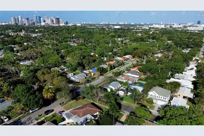 1812 SW 10th Ave, Fort Lauderdale, FL 33315 - Photo 3