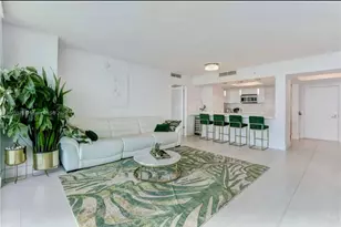 1800 N Bayshore Dr, Miami, FL 33132 - Photo 3