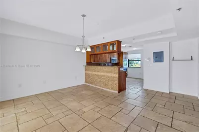 401 Poinciana Dr #1225, Sunny Isles Beach, FL 33160 - Photo 7