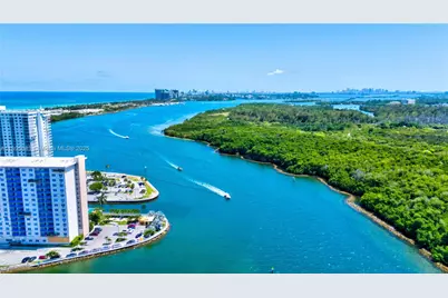 401 Poinciana Dr #1225, Sunny Isles Beach, FL 33160 - Photo 57