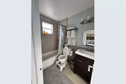 7005 NW 173rd Dr #1702, Hialeah, FL 33015 - Photo 23