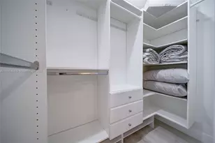 13801 NE 1st Ave, Miami, FL 33161 - Photo 21