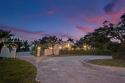 16301 SW 62nd St, Southwest Ranches, FL 33331 - Photo 11