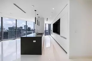 300 Biscayne Blvd Way, Miami, FL 33131 - Photo 17