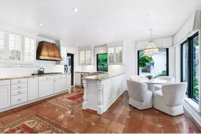 56 S Hibiscus Dr, Miami Beach, FL 33139 - Photo 15