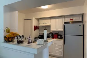 15241 SW 80th St, Miami, FL 33193 - Photo 9