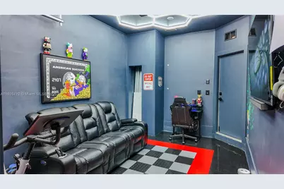 7221 NW 103rd Path, Doral, FL 33178 - Photo 13