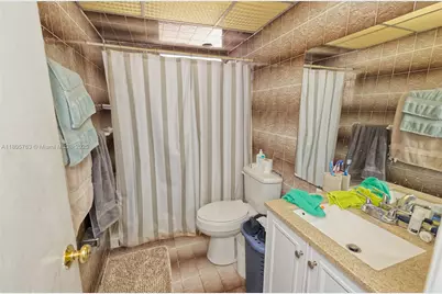 1750 W 46th St #503, Hialeah, FL 33012 - Photo 17