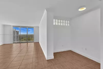 2801 NE 183rd St #1703W, Aventura, FL 33160 - Photo 15