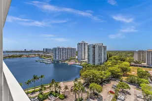 2801 NE 183rd St, Aventura, FL 33160 - Photo 23