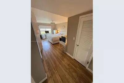 800 NE 195th St #720, Miami, FL 33179 - Photo 29