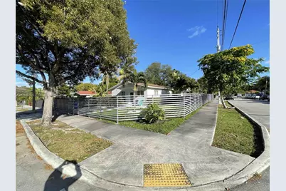 4400 NW 1st Ave, Miami, FL 33127 - Photo 1