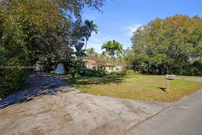 65 NE 152nd St, Miami, FL 33162 - Photo 67