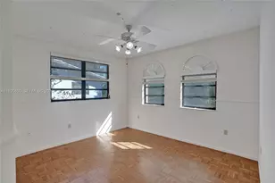 65 NE 152nd St, Miami, FL 33162 - Photo 9