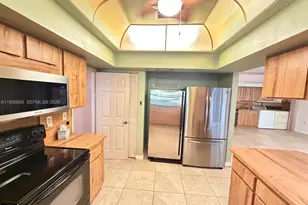 65 NE 152nd St, Miami, FL 33162 - Photo 15