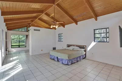 65 NE 152nd St, Miami, FL 33162 - Photo 21