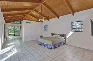 65 NE 152nd St, Miami, FL 33162 - Photo 21