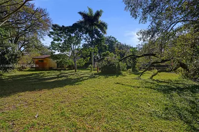 65 NE 152nd St, Miami, FL 33162 - Photo 59