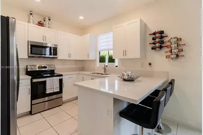 10966 W 33rd Way, Hialeah, FL 33018 - Photo 15